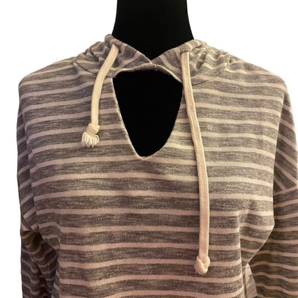 Entro Blueish Gray and White Lightweight Hoodie Top 3/4 Sleeves Sz M - Picture 2 of 13